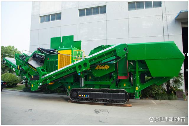 建筑用砂_制砂設備有移動的嗎？哪種建筑用花崗巖移動制砂機好？(圖2)