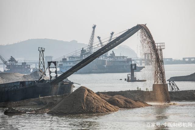 斗式洗砂機(jī)你了解嗎？工作原理、優(yōu)勢特點全盤解析，不要錯過！(圖1)