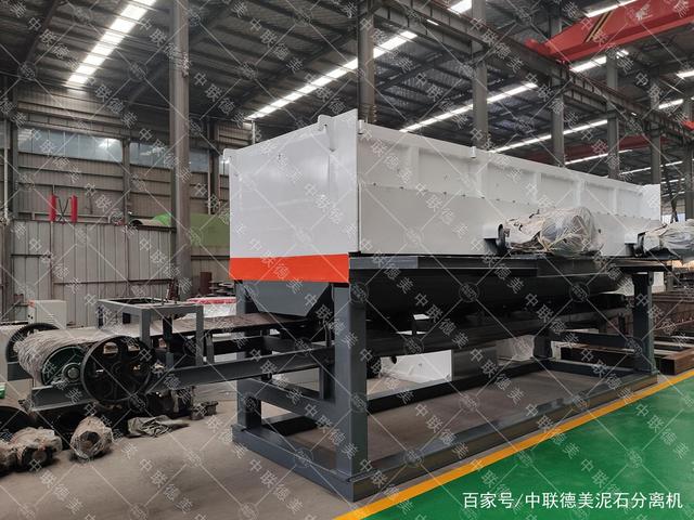 泥石分離機(jī)能是怎樣把一座山的石塊資源，變成難以實現(xiàn)的財富的！(圖1)