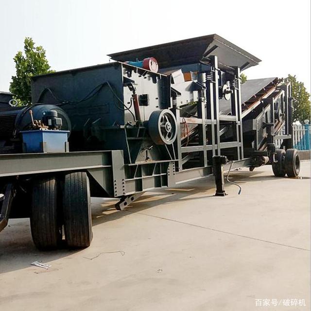 破碎機(jī)在破碎工作過程中注意事項(xiàng)都有哪些？(圖1)