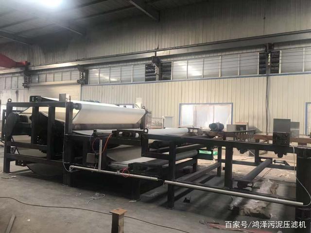 洗沙污泥脫水機突然自動停機怎么辦?(圖2) 洗沙污泥脫水機突然自動停機怎么辦?(圖2)