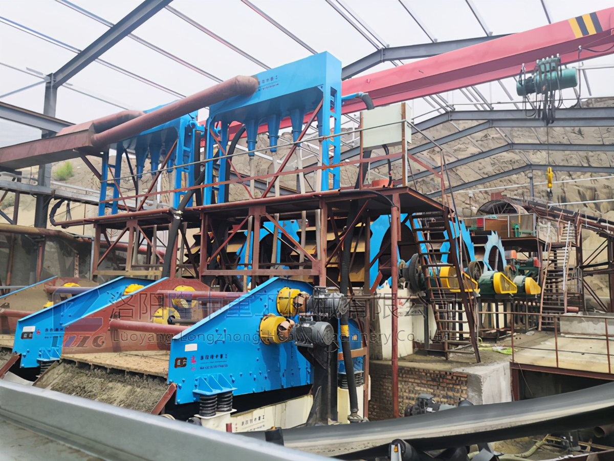 環保洗沙機設備哪種可以滿足建筑用沙要求標準(圖1) 環保洗沙機設備哪種可以滿足建筑用沙要求標準(圖1)