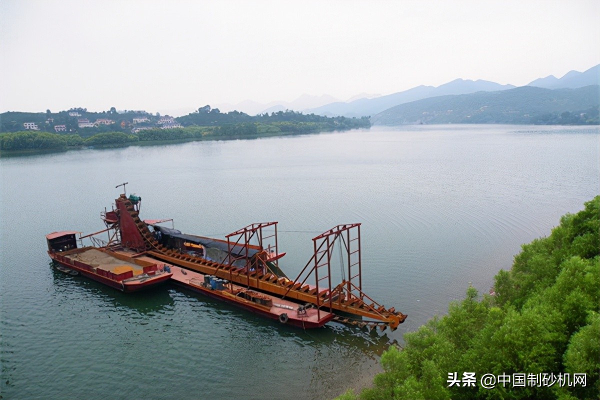 輪斗式洗砂機產量低怎么辦？記住這四點，教你迅速提高產量(圖1)
