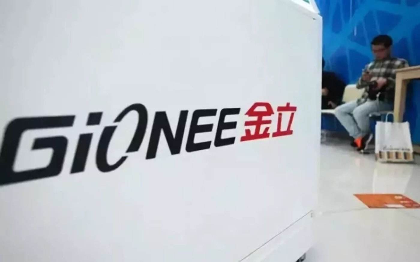 華為和蘋果“結(jié)合體”！老牌廠商發(fā)布新機(jī)，采用國產(chǎn)自研處理器！(圖1)