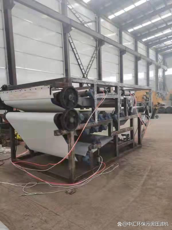 洗砂污水壓濾機濾餅壓干正常含水率標準(圖1) 洗砂污水壓濾機濾餅壓干正常含水率標準(圖1)
