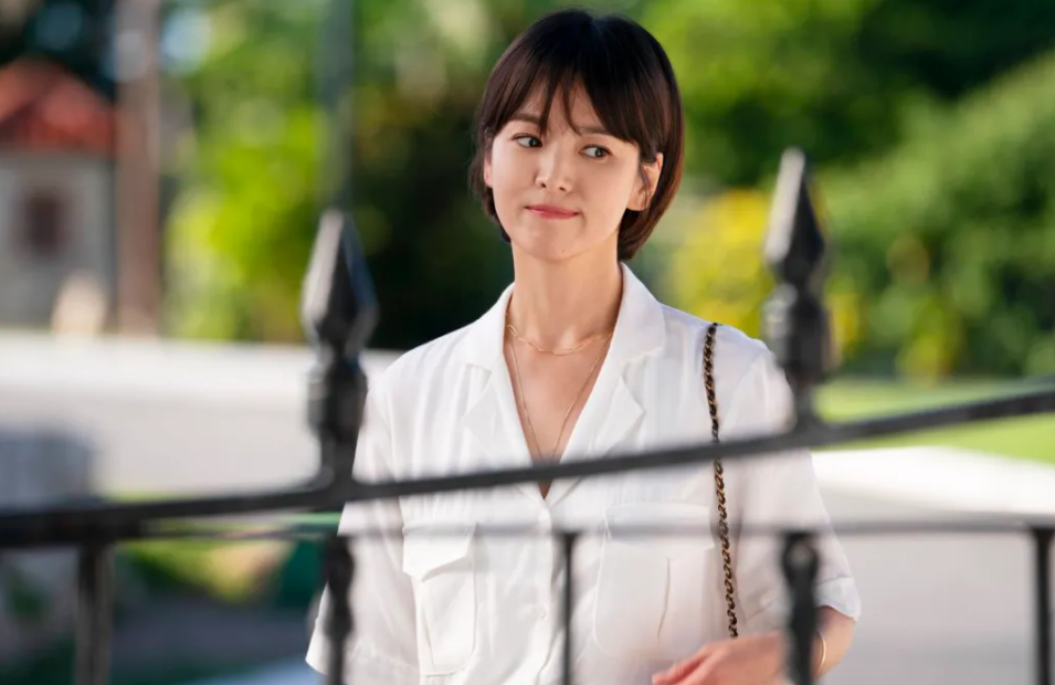 讓伊能靜當替身，用天價礦泉水洗澡，宋慧喬離婚真相和樸某惠有關(圖2)