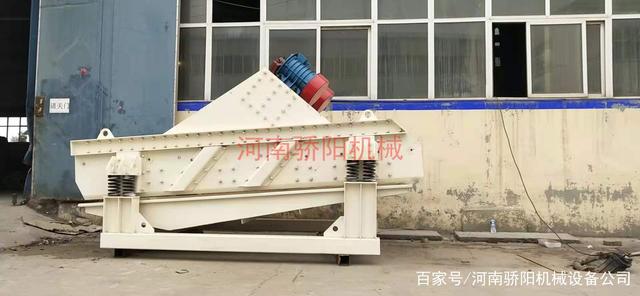 洗沙場振動脫水篩_水洗砂高頻振動脫水機(圖3) 洗沙場振動脫水篩_水洗砂高頻振動脫水機(圖3)
