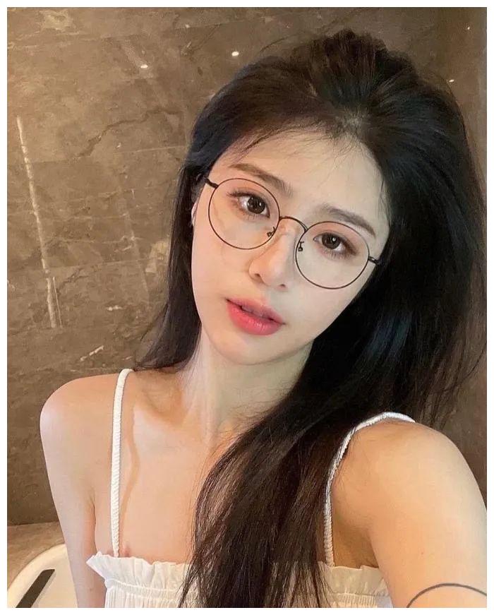 凌晨到洗浴中心嫖娼，中國(guó)男籃國(guó)手被女友爆料丑聞，時(shí)間管理大師(圖4)