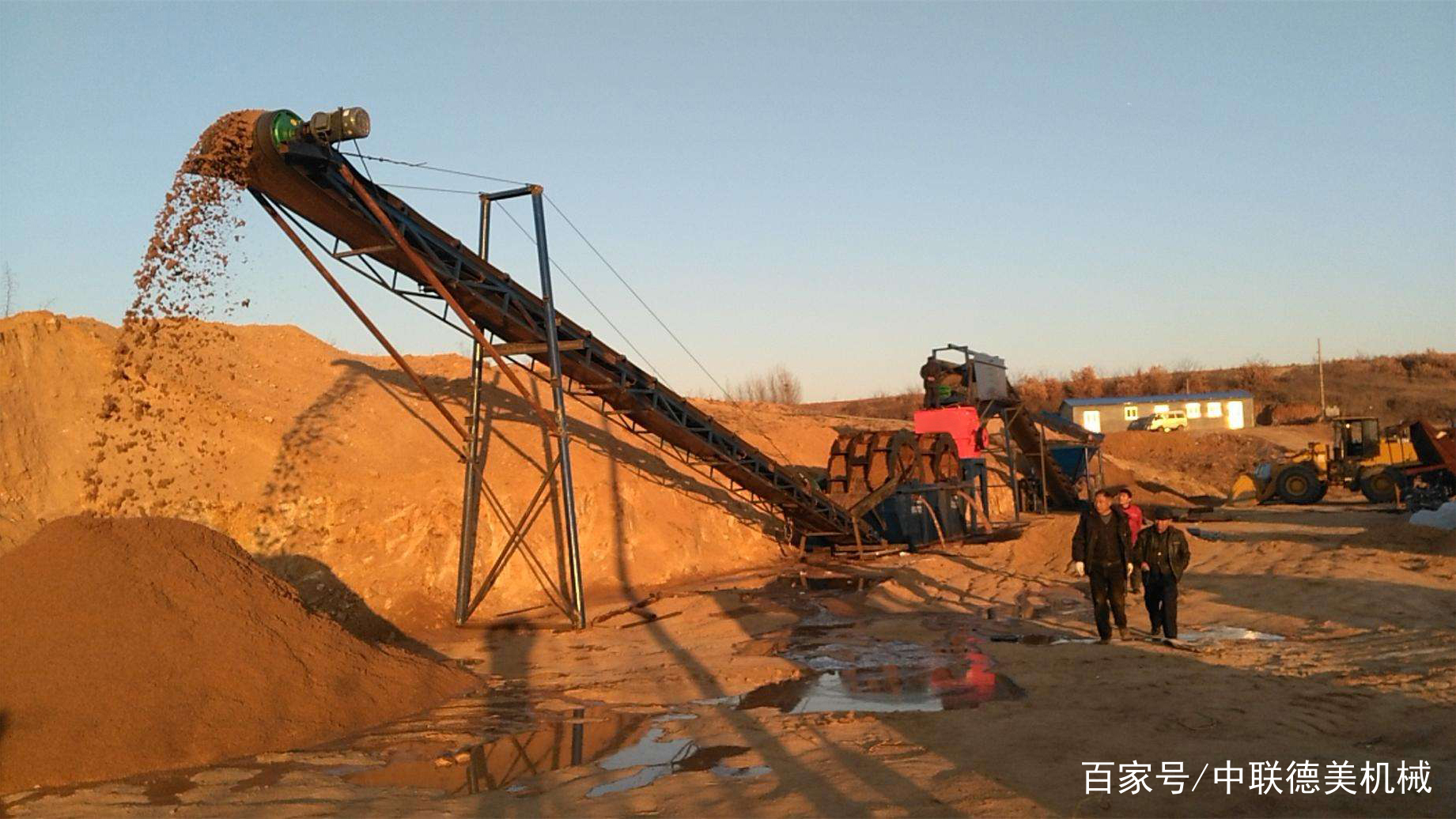 洗砂機和制砂機是砂石生產中必不可少的搭檔(圖4)