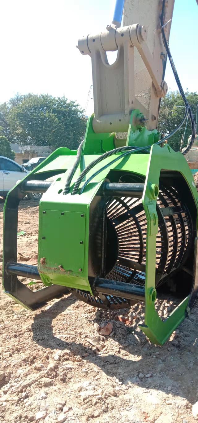 挖機沙石滾筒篩勾機旋轉篩分斗水洗鵝卵石篩分機(圖1) 挖機沙石滾筒篩勾機旋轉篩分斗水洗鵝卵石篩分機(圖1)