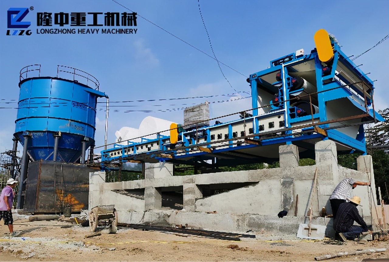 泥漿脫水壓濾機(jī)多少錢?(圖1) 泥漿脫水壓濾機(jī)多少錢?(圖1)