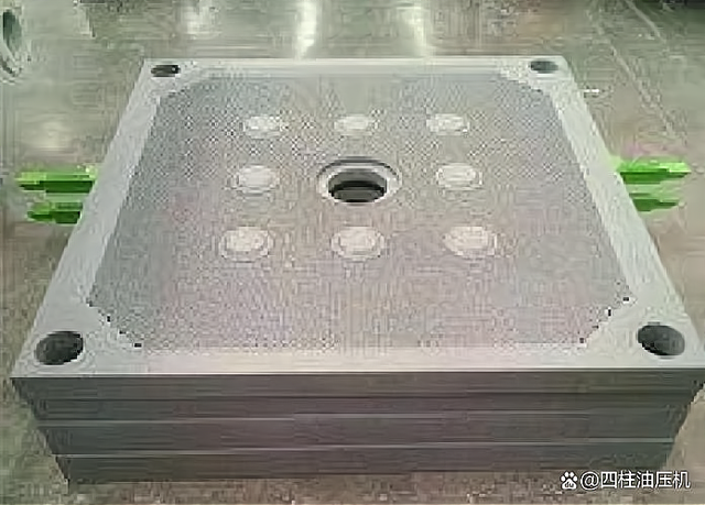 壓濾機塑料濾板液壓機模壓一次成型(圖4) 壓濾機塑料濾板液壓機模壓一次成型(圖4)