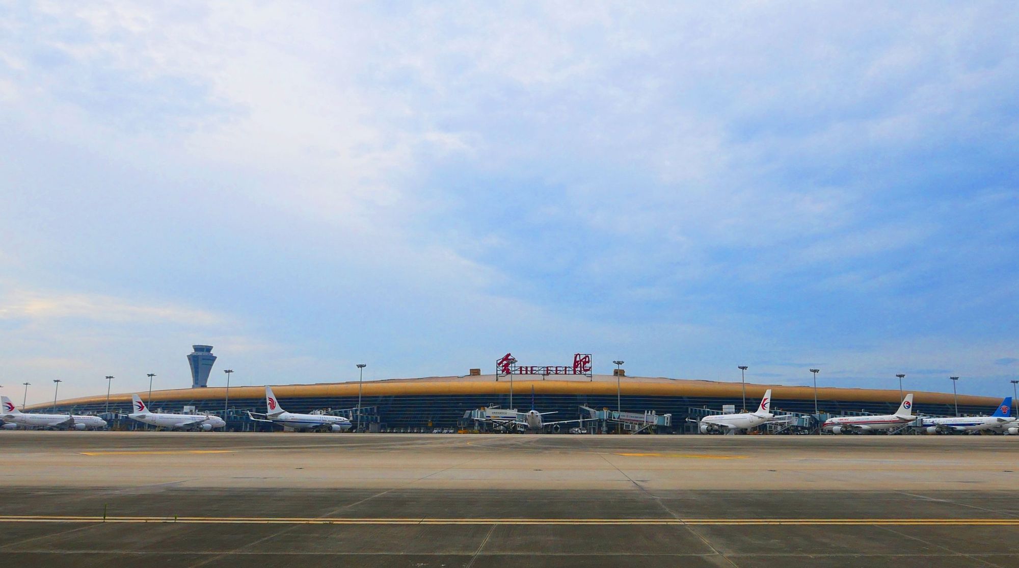合肥國際機場停車場怎么收費，合肥機場停車3天多少錢(圖1)
