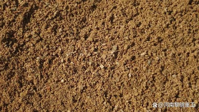 風化石和風化砂有區別嗎?風化石制砂的工藝流程是什么?(圖2) 風化石和風化砂有區別嗎?風化石制砂的工藝流程是什么?(圖2)