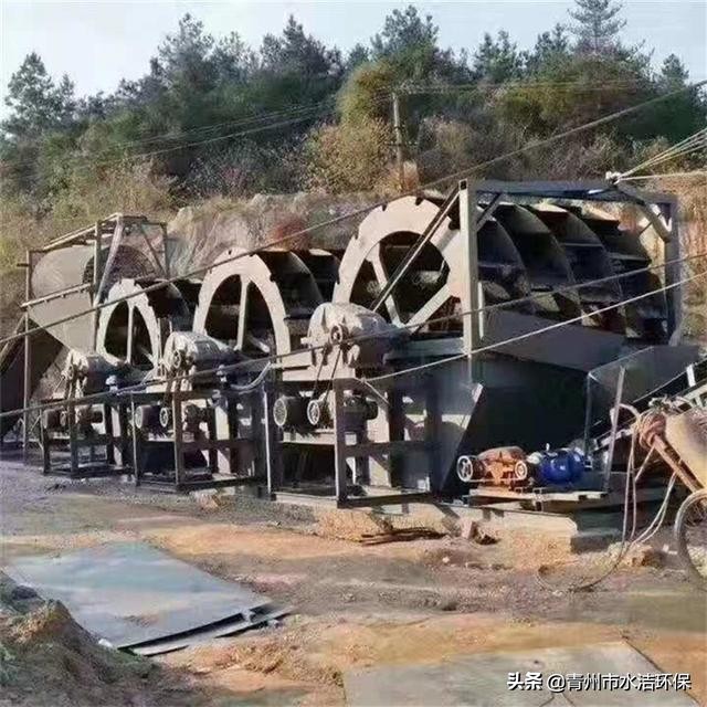 輪斗式洗砂機(jī)(圖1) 輪斗式洗砂機(jī)(圖1)