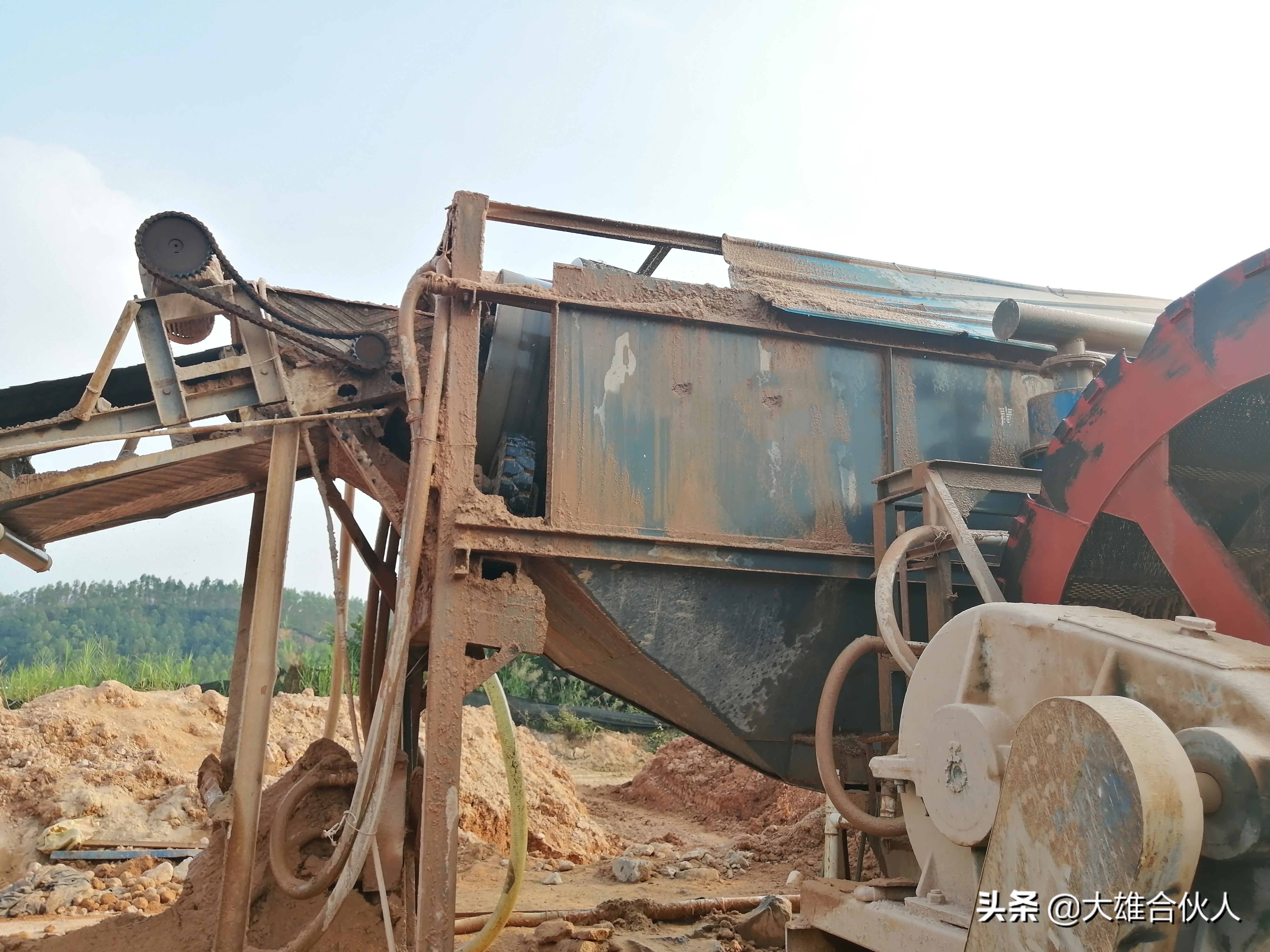 湖南永州洗砂場污水處理，帶式泥漿壓濾機現場(圖4)
