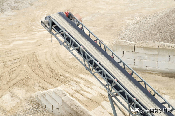 要想提高機(jī)制砂品質(zhì),篩分流程不能少,如何選擇振動(dòng)篩分設(shè)備?(圖5) 要想提高機(jī)制砂品質(zhì),篩分流程不能少,如何選擇振動(dòng)篩分設(shè)備?(圖5)