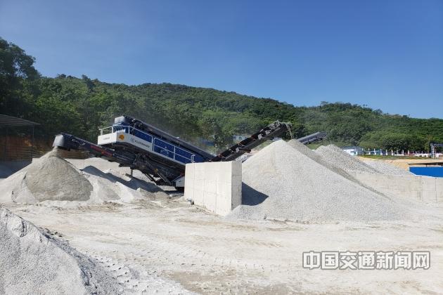 理想高速幸福黎鄉——寫在海南省儋白高速公路通車之際(圖5) 理想高速幸福黎鄉——寫在海南省儋白高速公路通車之際(圖5)
