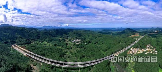 理想高速幸福黎鄉——寫在海南省儋白高速公路通車之際(圖10) 理想高速幸福黎鄉——寫在海南省儋白高速公路通車之際(圖10)