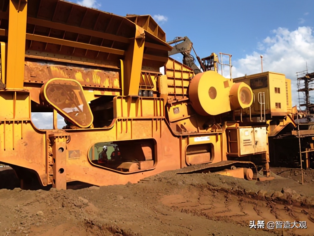 建筑垃圾回收再利用,履帶移動式破碎站為什么能更勝一籌?(圖3) 建筑垃圾回收再利用,履帶移動式破碎站為什么能更勝一籌?(圖3)