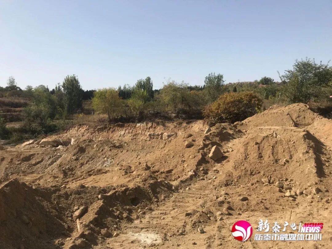 嚴厲打擊！新泰市開展全市砂石資源集中整治行動！(圖18)