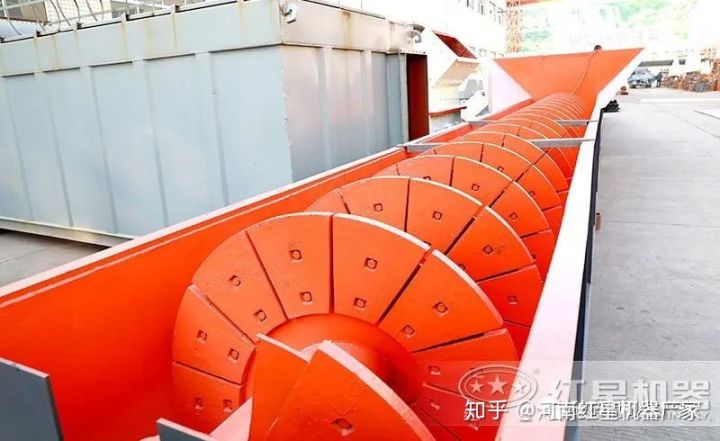 砂石清洗的干凈,還屬洗石機(jī)設(shè)備(圖5) 砂石清洗的干凈,還屬洗石機(jī)設(shè)備(圖5)