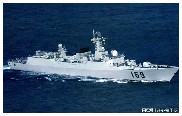 從水面主戰力量上來看，2022年中國海軍已服役了多少艦艇(圖15)