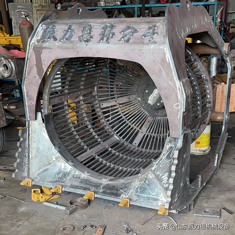 I85挖掘機滾筒篩分斗O544洗鵝卵石篩分斗4227泥土砂石清洗(圖8) I85挖掘機滾筒篩分斗O544洗鵝卵石篩分斗4227泥土砂石清洗(圖8)