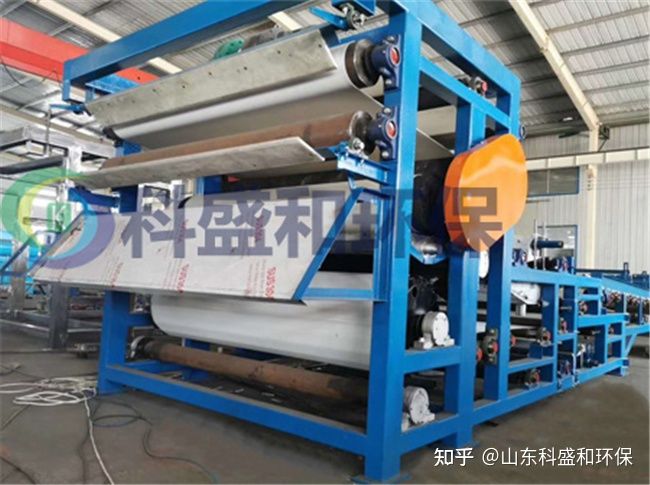 洗沙泥漿處理一體機帶式壓濾機設備構成(圖1) 洗沙泥漿處理一體機帶式壓濾機設備構成(圖1)