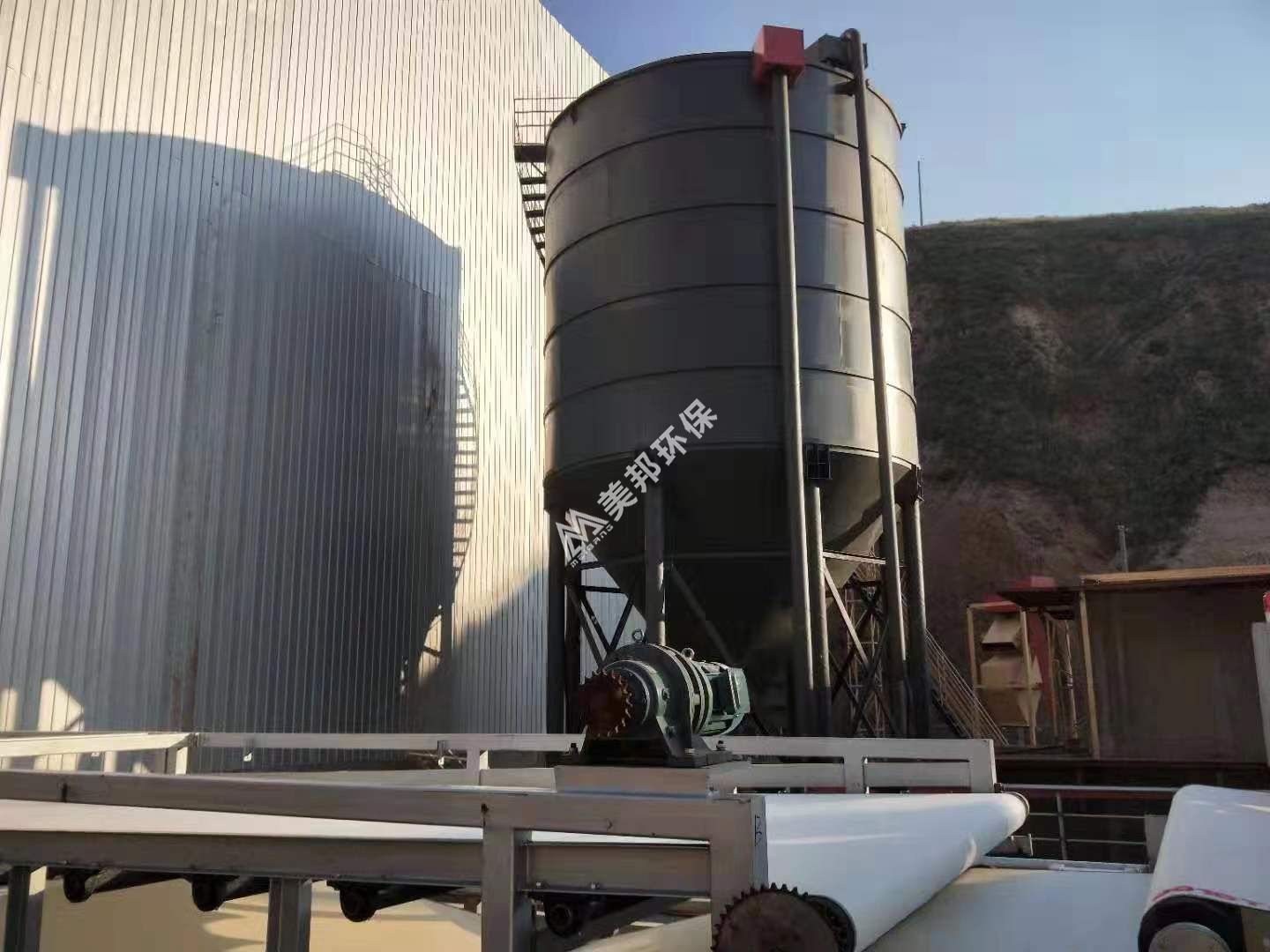 蘭州市永靖縣洗砂泥漿脫水現(xiàn)場工程(圖4) 蘭州市永靖縣洗砂泥漿脫水現(xiàn)場工程(圖4)