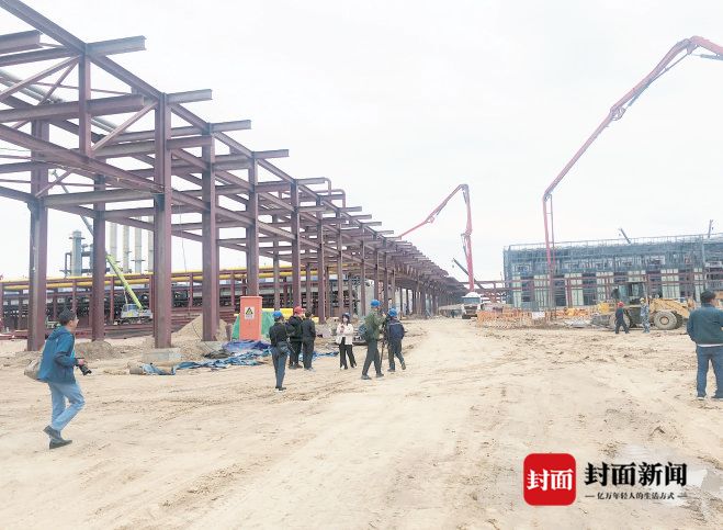 6月16日晚甘肅蘭州新區化工企業爆炸事故已致8人受傷6人失聯,目前救援情況如何?(圖3) 6月16日晚甘肅蘭州新區化工企業爆炸事故已致8人受傷6人失聯,目前救援情況如何?(圖3)