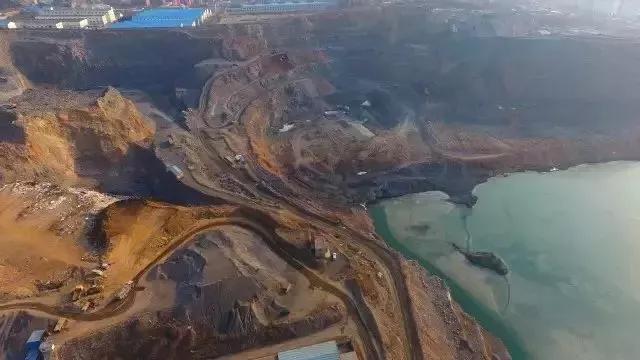 石灰石礦土地使用權收回公告發布拆遷收尾！超大地塊即將開發(圖1)