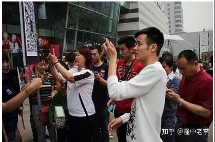 隆中老板會:新手輕松月入10000+的普通人賺錢項目(圖2) 隆中老板會:新手輕松月入10000+的普通人賺錢項目(圖2)