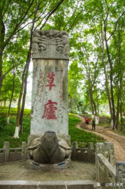 湖北省襄陽市襄城區(qū)隆中街道有古隆中、廣德寺等風(fēng)景名勝區(qū)(圖6) 湖北省襄陽市襄城區(qū)隆中街道有古隆中、廣德寺等風(fēng)景名勝區(qū)(圖6)