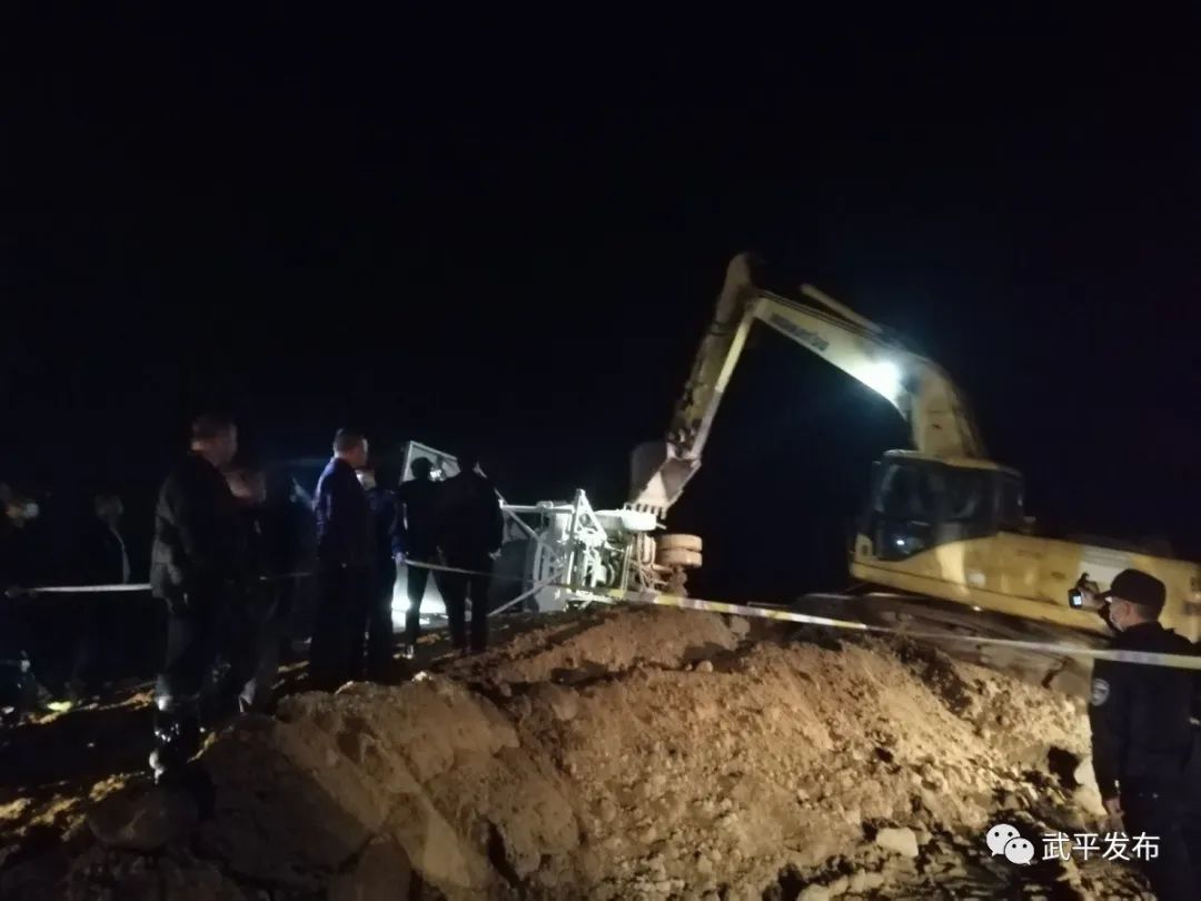小樣兒，拆了還敢卷土重來？武平：深夜出擊！摧毀兩處非法洗砂點(圖4)
