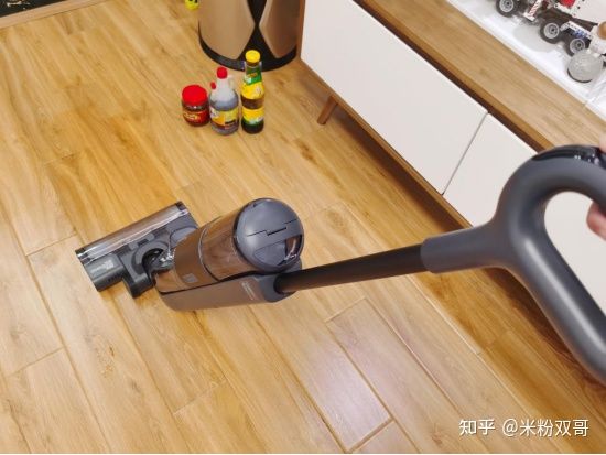 倍思X3——吸拖洗三合一、一鍵自清潔的智能洗地機(圖14) 倍思X3——吸拖洗三合一、一鍵自清潔的智能洗地機(圖14)