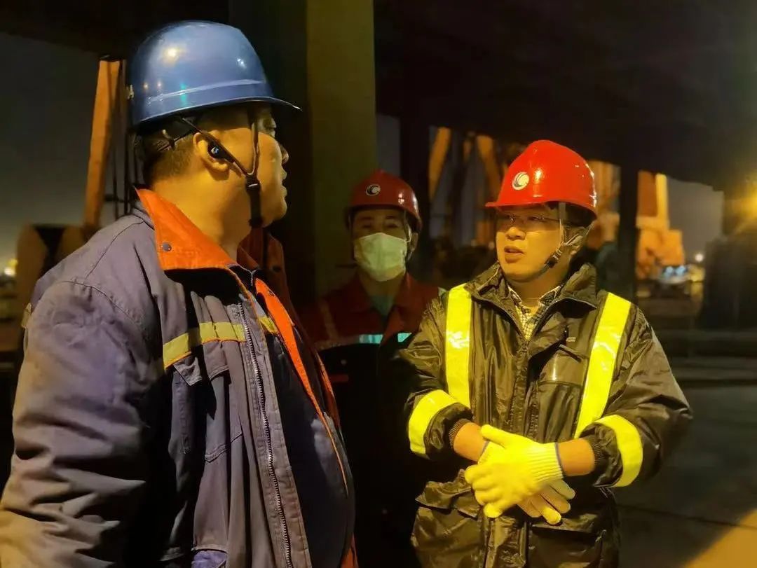 遠方取經，做好準備，為鏈斗式卸船機上岸打下基礎~(圖5)