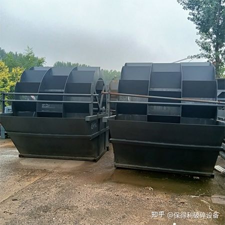 小型移動洗沙設備怎么減少污染做到環保(圖2) 小型移動洗沙設備怎么減少污染做到環保(圖2)