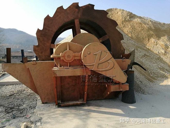 延長小型洗砂機(jī)設(shè)備使用壽命的四大技巧(圖3) 延長小型洗砂機(jī)設(shè)備使用壽命的四大技巧(圖3)
