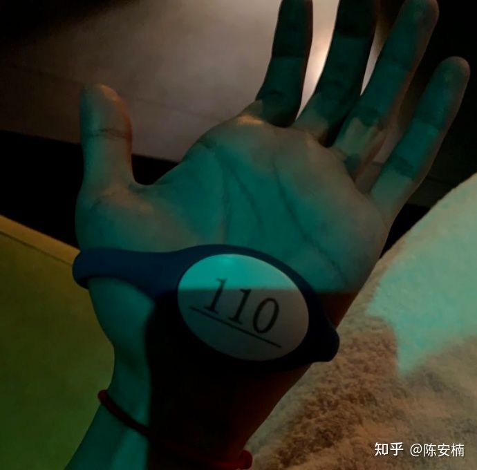 聚眾淫亂,千人約炮:成都M.C浴室群P事件曝光后,守活寡的同妻們哭了(圖12) 聚眾淫亂,千人約炮:成都M.C浴室群P事件曝光后,守活寡的同妻們哭了(圖12)