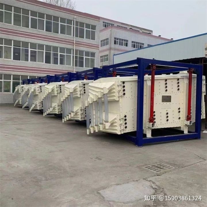 黃沙海沙復(fù)式篩砂機(jī)壓裂砂電動(dòng)方搖篩(圖2) 黃沙海沙復(fù)式篩砂機(jī)壓裂砂電動(dòng)方搖篩(圖2)