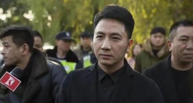 網傳洗剪吹到公司上班視頻，宋祖德出面辟謠，稱仍不能麻痹大意(圖4)