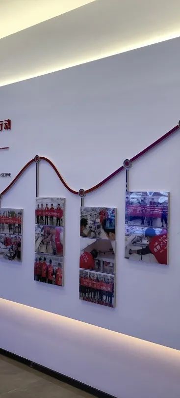 川田智能為全球的服裝事業(yè)提供專業(yè)領(lǐng)先的智能縫制設(shè)備(圖2)
