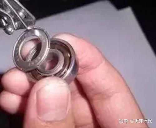 砂石礦山機械軸承安裝、維護、拆卸需要把握住這幾點(圖2) 砂石礦山機械軸承安裝、維護、拆卸需要把握住這幾點(圖2)