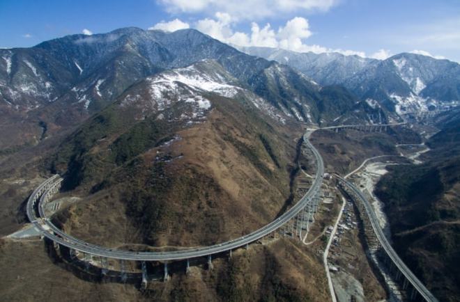斬獲4個世界第一，中國打造雙螺旋大橋，技術(shù)領(lǐng)先全球10年(圖2)