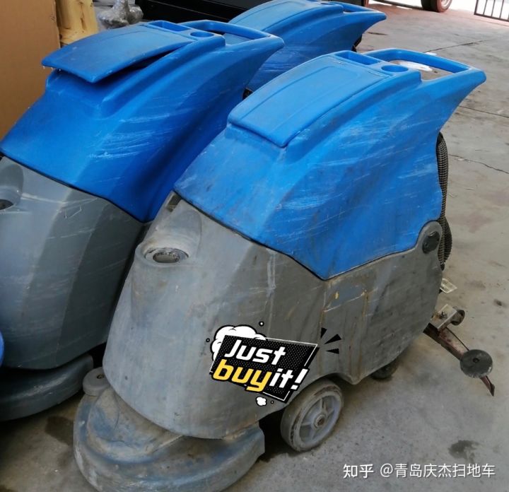 為什么很多人購買二手洗地機?選擇二手洗地機注意什么?(圖2) 為什么很多人購買二手洗地機?選擇二手洗地機注意什么?(圖2)