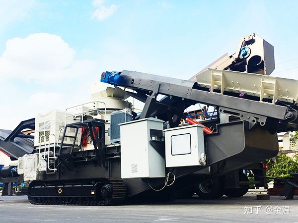 移動碎石砂機一體機型號價格(圖2) 移動碎石砂機一體機型號價格(圖2)