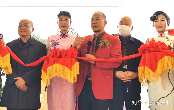 中國昆明藝術(shù)中心暨曹雄藝術(shù)館落成開館(圖3) 中國昆明藝術(shù)中心暨曹雄藝術(shù)館落成開館(圖3)