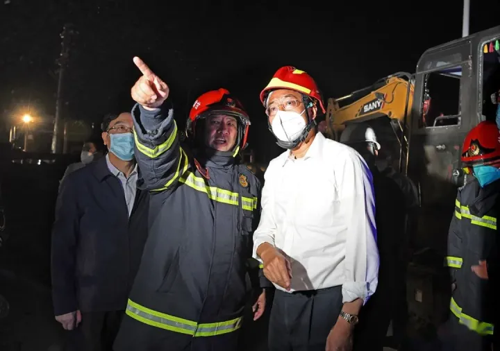 蘭州新區一企業車間發生爆炸事故8人受傷6人失聯(圖1) 蘭州新區一企業車間發生爆炸事故8人受傷6人失聯(圖1)