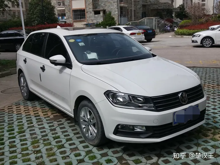車載吸塵器的使用(圖1) 車載吸塵器的使用(圖1)